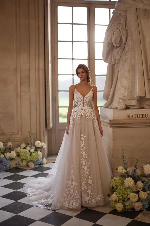 Brautkleid von DAMA Couture